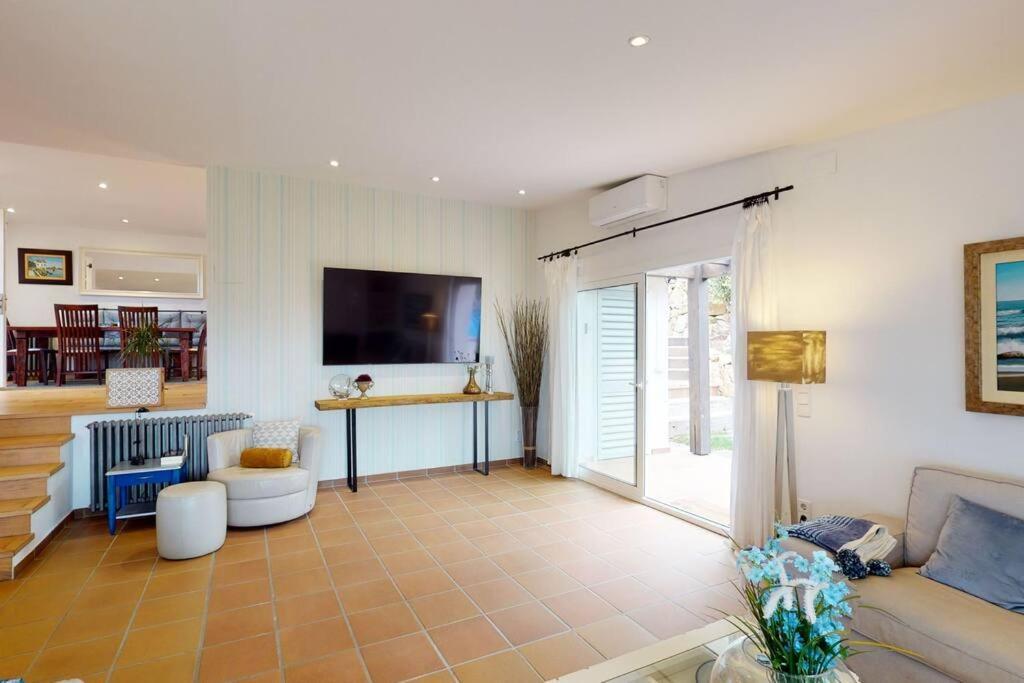 Lesal Villas Rentals, Villa Mar Azul, Tossa De Mar Eksteriør billede